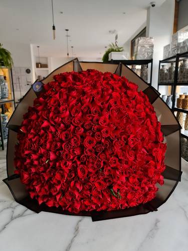 باقة جوري 365 غصن 