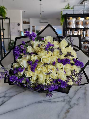Mix flowers bouquet 