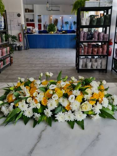 Mix flowers 60cm table bouquet 