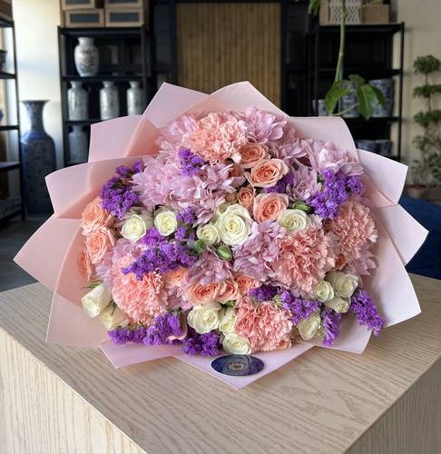 Mix flowers bouquet 