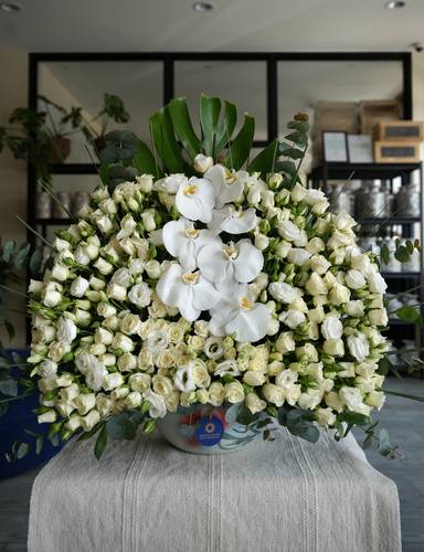  Ceramics vase mix flowers
