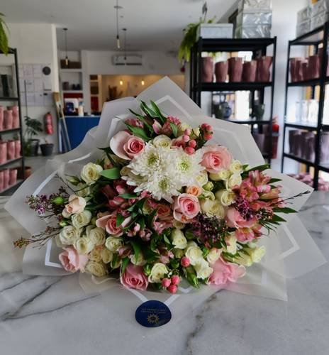 Mix flowers bouquet 