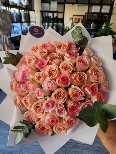 باقة 50 غصن جوري 