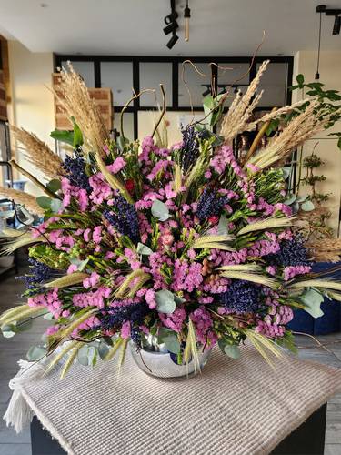Silver Vase mix dry flowers 