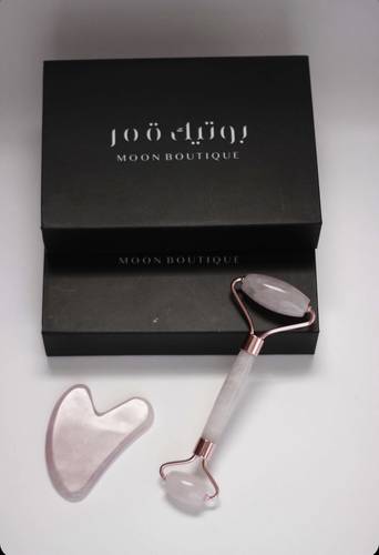 Rose Face Roller Set-moon boutique 
