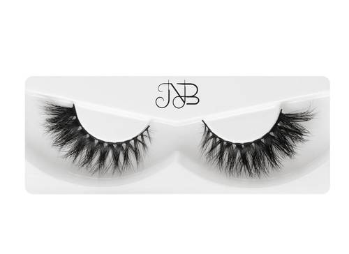 Nora Bou Awadh Lashes Style N.