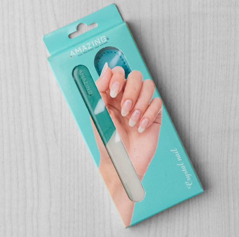 AMAZING NAIL POLISHER AND SHINER