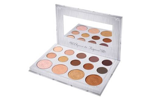 Carli Bybel Eyeshadow & Highlighter Palette