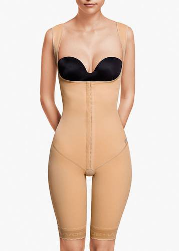 3004E · 3004E-2 | GIRDLE WITH ABDOMINAL AND BACK EXTENSION ABOVE THE KNEE (large)