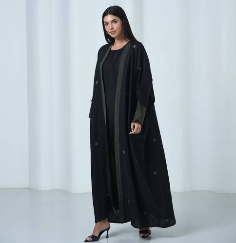 لنن اسود تطريز زيتي ، مع اكمام حرير مغسول زيتي 