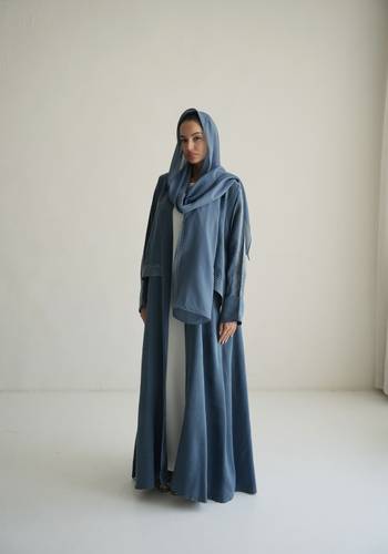 عبايه سماوي لنن مغسول * تطريز ابيض