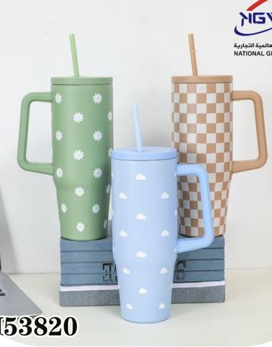 أكواب سادة