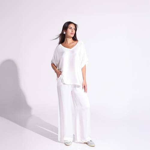 V Neck - Silky Lounge Set in white