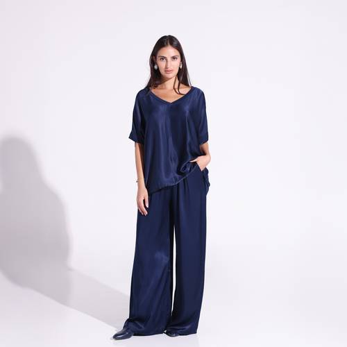 V Neck - Silky Lounge Set in Navy
