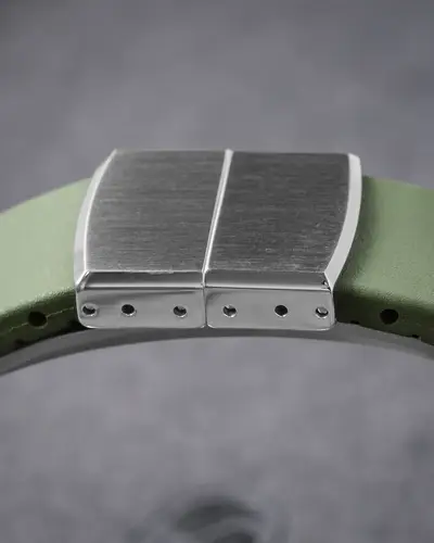 Rubber strap buckle