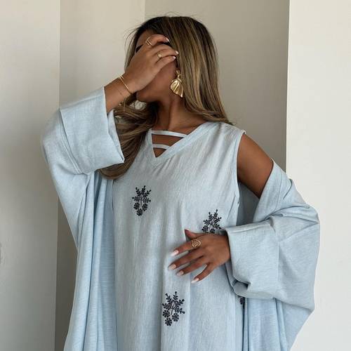 جلابية قطعتين ( لون ازرق )
