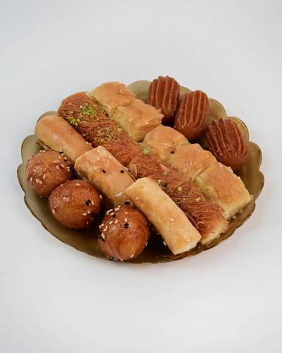 صحن حلا شيرة ( تشكيلة ممتازة ) 250 غرام