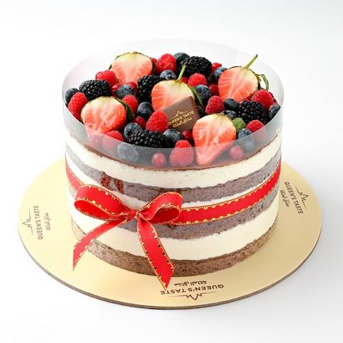 Small strawberry and chocolate velvet cake