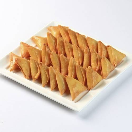 Moroccan sambosa with cheese