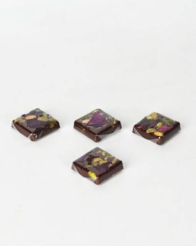 pistachio flowers chocolate 