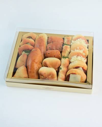 علبة معجنات مشكلة 500 غرام ( عادي )