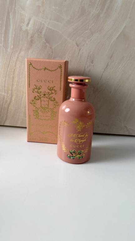 عطر قوتشي الوردي​ تشانت نيمف ادو بارفيوم ,100ml