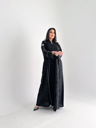 عباية ساندرا