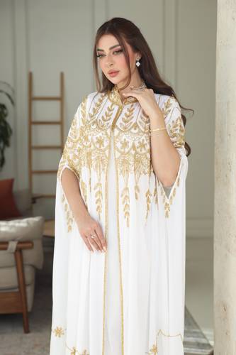 فستان ڤيلار