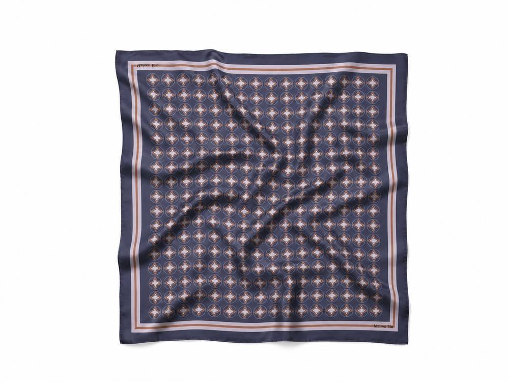 SIGNATURE SILK SCARF –MUV