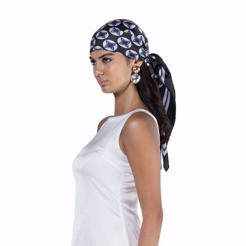 SIGNATURE SILK SCARF –BLACK 3