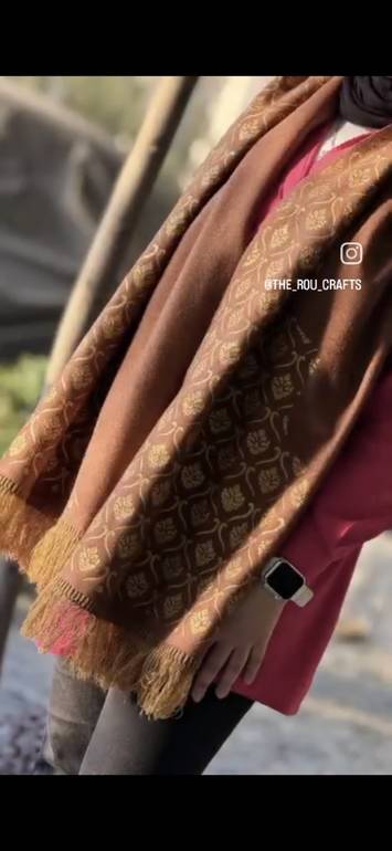 Golden Arabisque Shawl