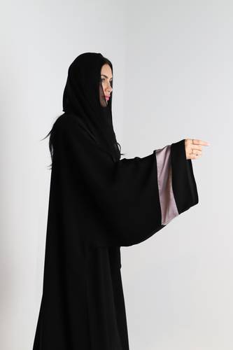 12 (half bisht)