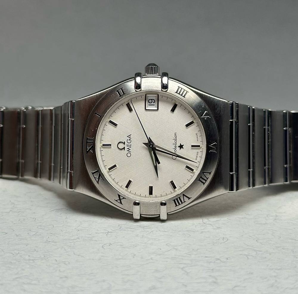 Omega constellation