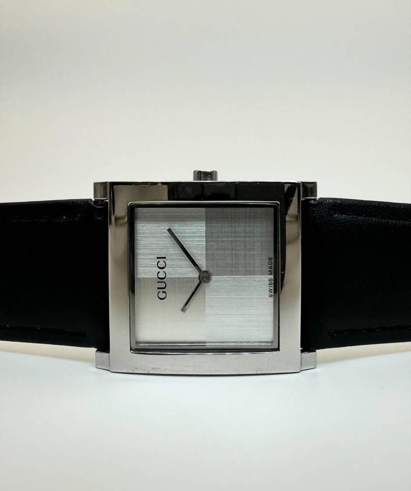 Gucci 83011M