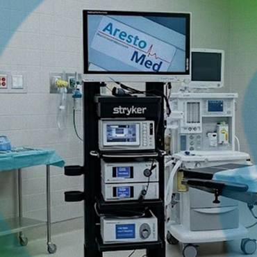 تبرع بمنظار عمليات المفاصل عالي الدقة