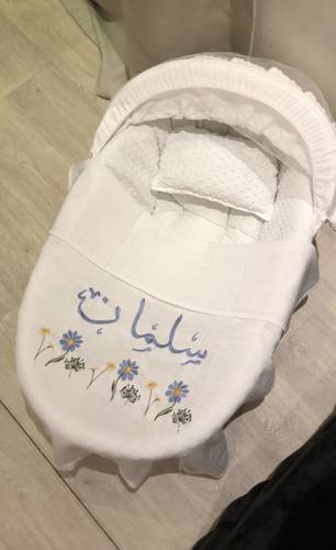 بطانية استقبال ابيض مطرزة