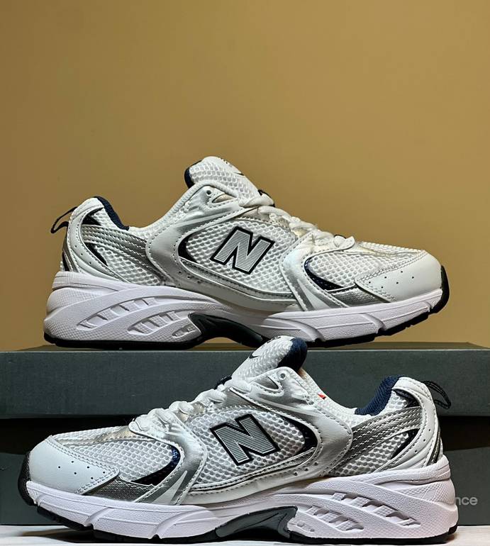 New Balance 530 - White, Navy Blue