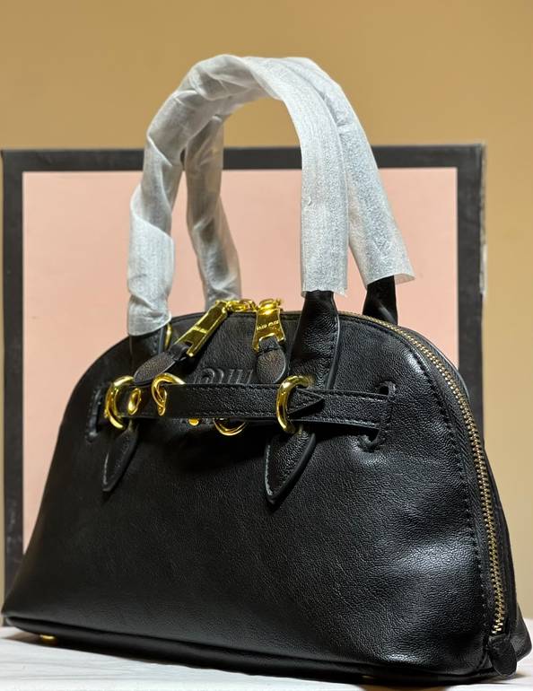 Miu Miu Aventure tote bag