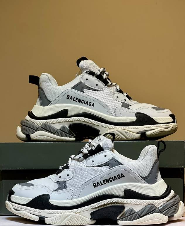 Balenciaga Triple S Panda