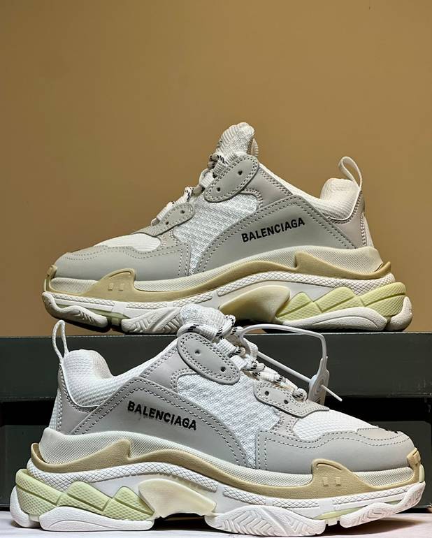 Balenciaga Triple S - White