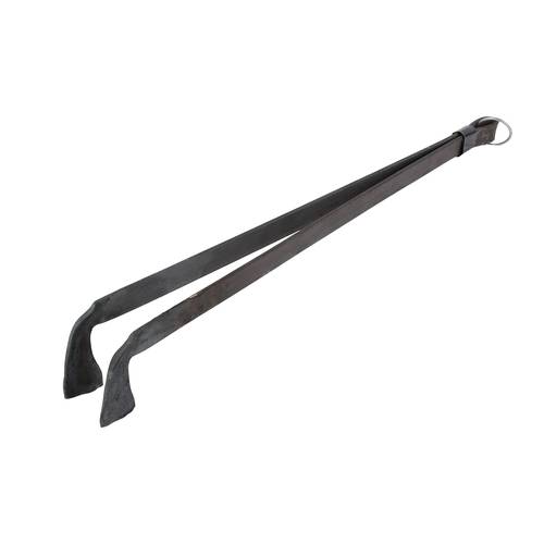 Black tongs in the middle of 50 cm national