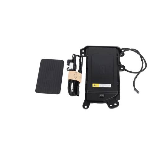 Fast Charging Car Wireless Charger Pad Phone Holder For Toyota Land Cruiser 300LH