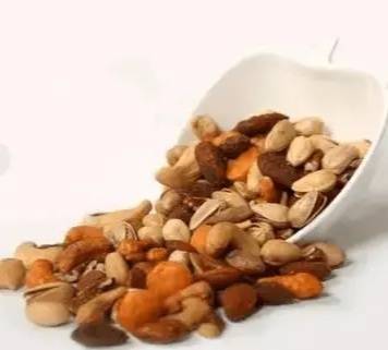 مكسرات مشكلة مبهرة  فاخرة