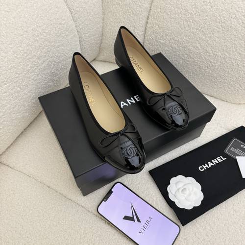  Chanel ballerina