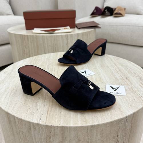 حذاء Loro Piana Summer Charms Mules – جلد سويد كحلي (Navy Blue)