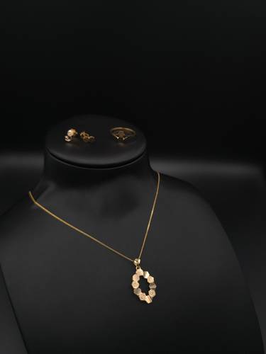 نصف طقم ذهب عيار 21