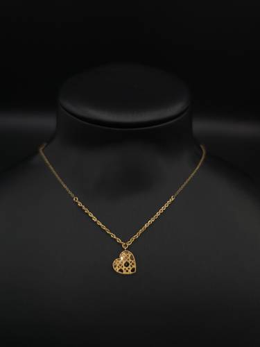 عقد ذهب عيار 21
