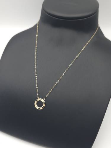 عقد ذهب أنيق عيار 18 