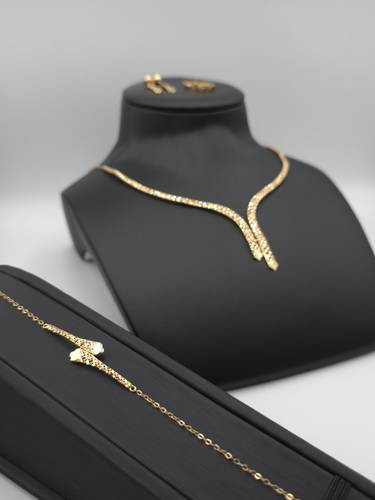 طقم طوق ذهب عيار21
