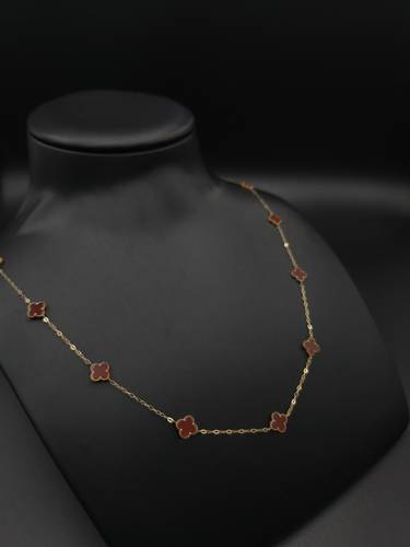 عقد بتصميم عصري ذهب عيار 18
